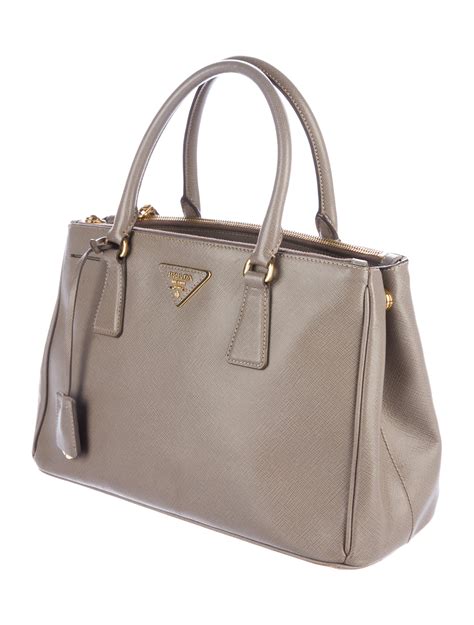 prada saffiano tote bag price